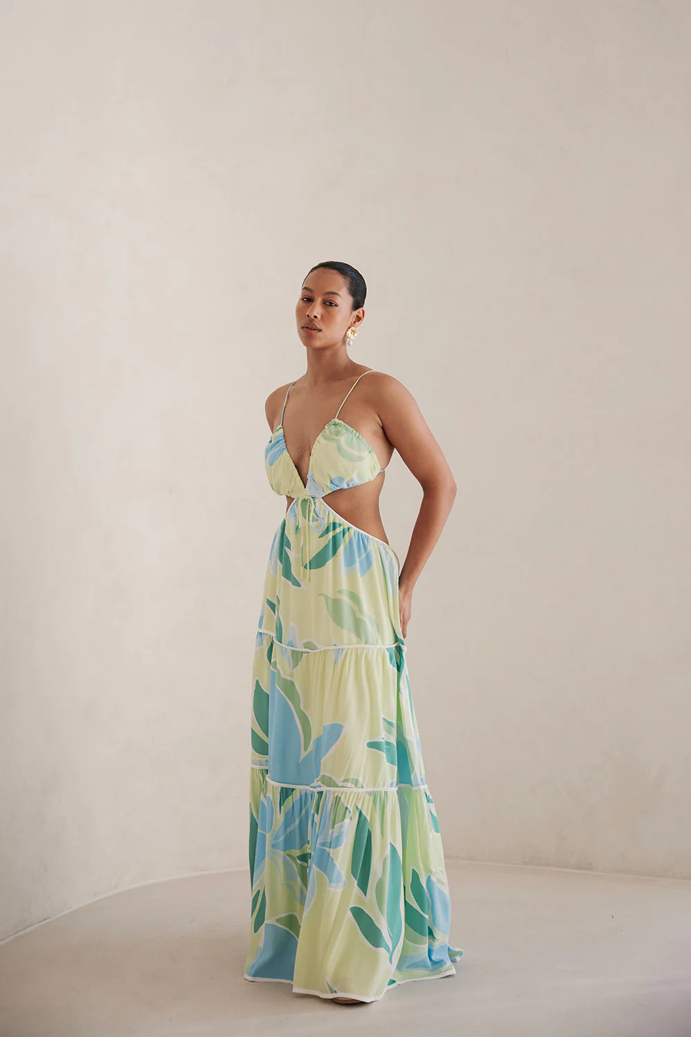 Backless Lotte Dress - Image 5
