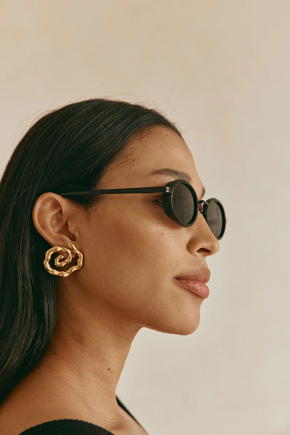 Nef Swirl Earrings - Image 3