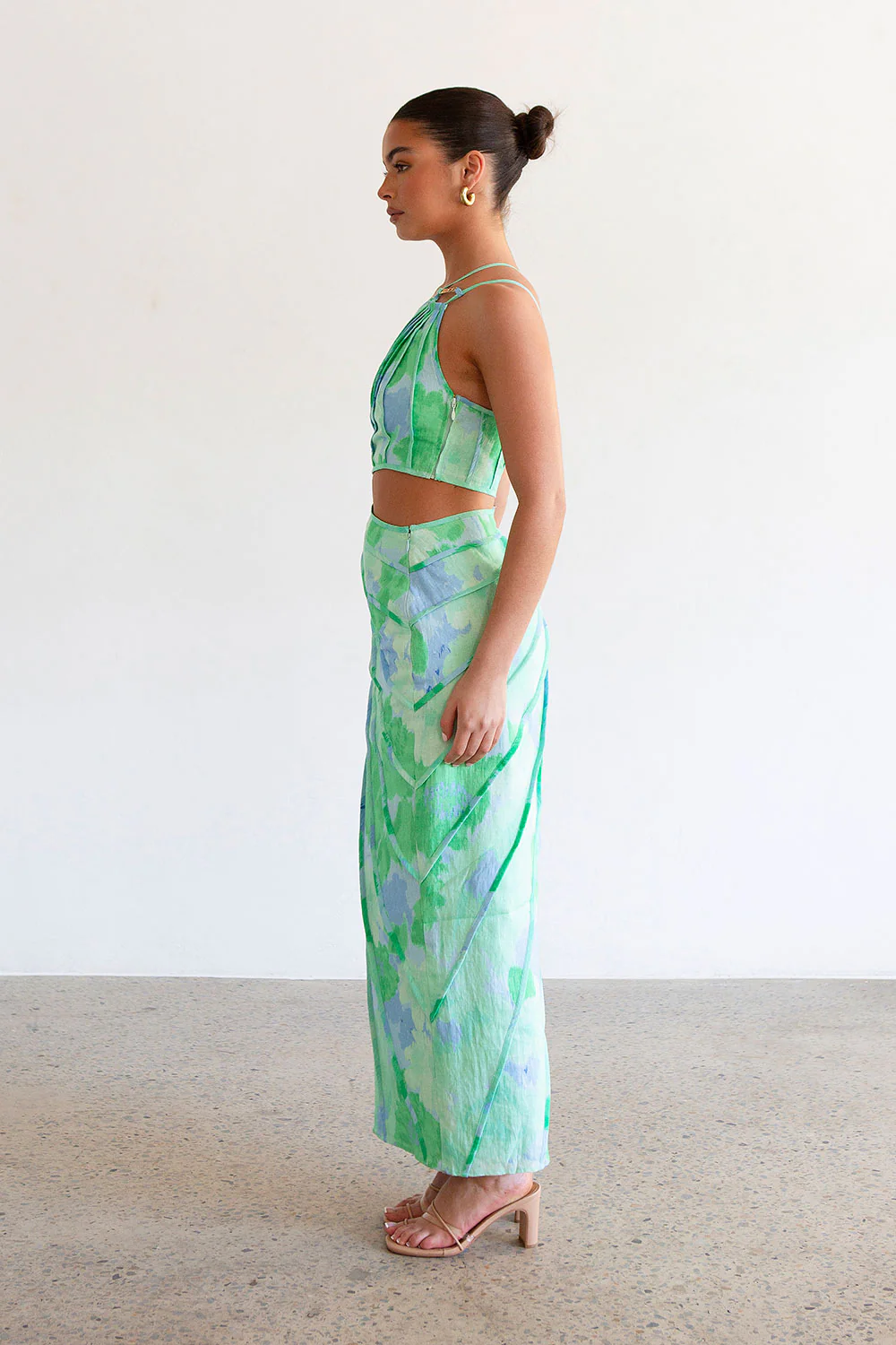 SAMPLE-Jaliyah Dress - Blue Gerbera - Image 10