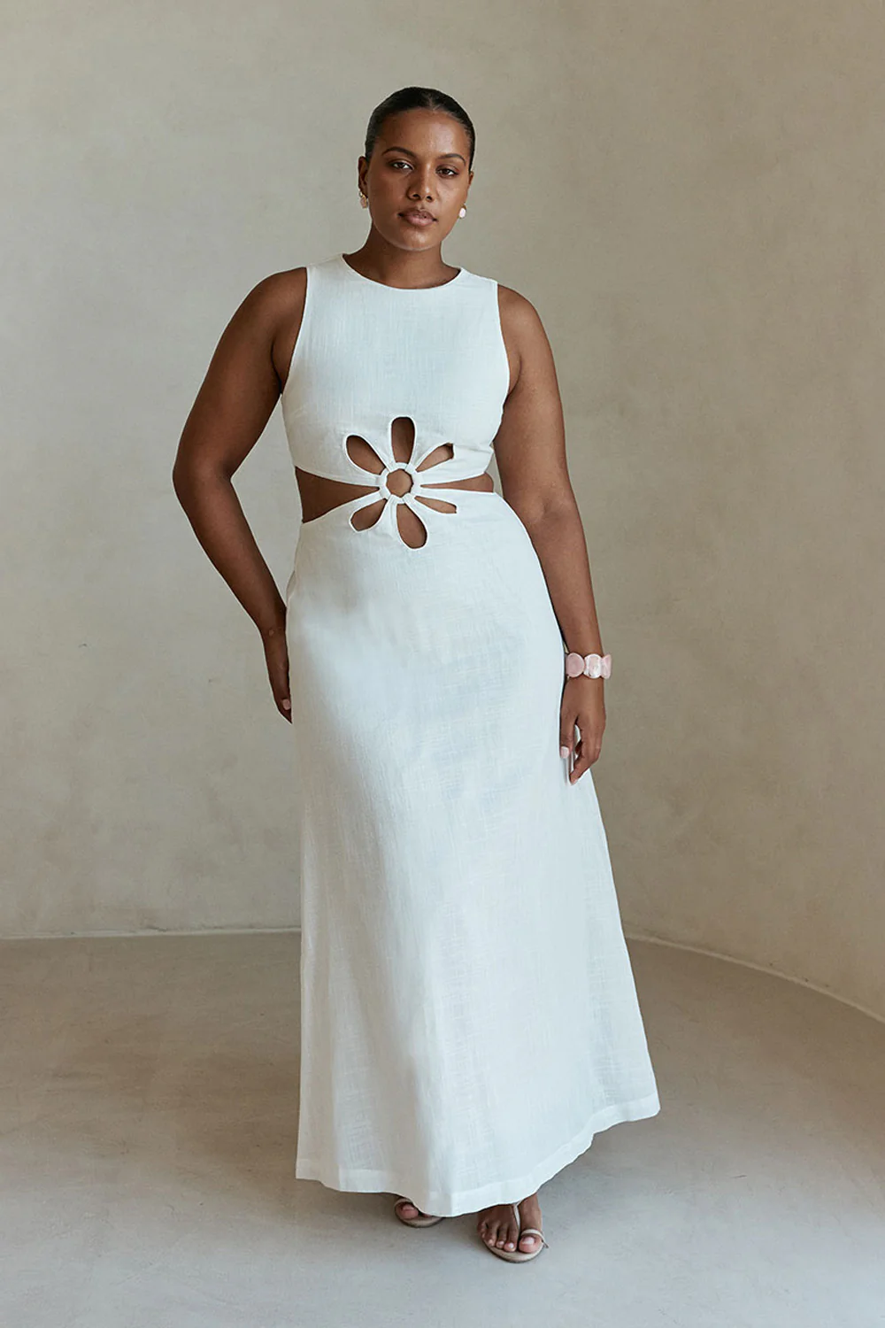 SAMPLE-Mio Dress - Image 4
