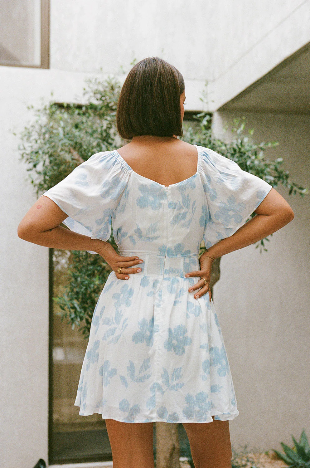 SAMPLE-Niko Cutout Dress - Honey Floral - Image 4