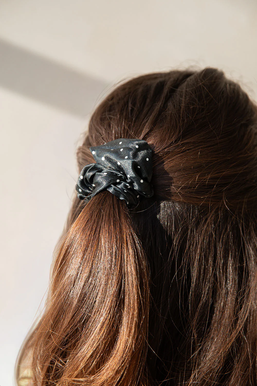 Speck Scrunchie - Black - Image 2